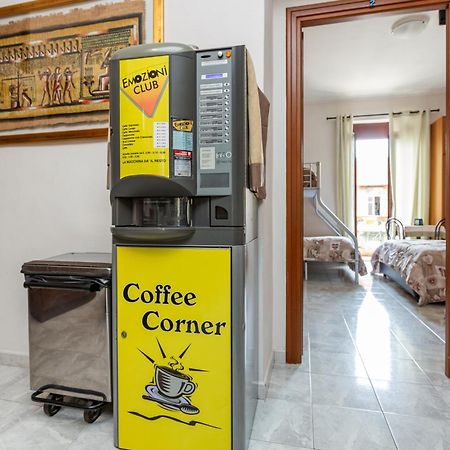 Grotta Di Rita Bed & Breakfast Turin Bagian luar foto
