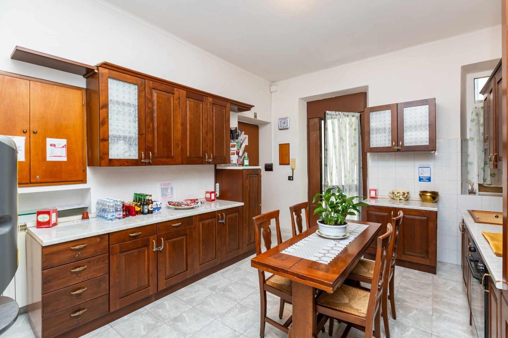 Grotta Di Rita Bed & Breakfast Turin Bagian luar foto